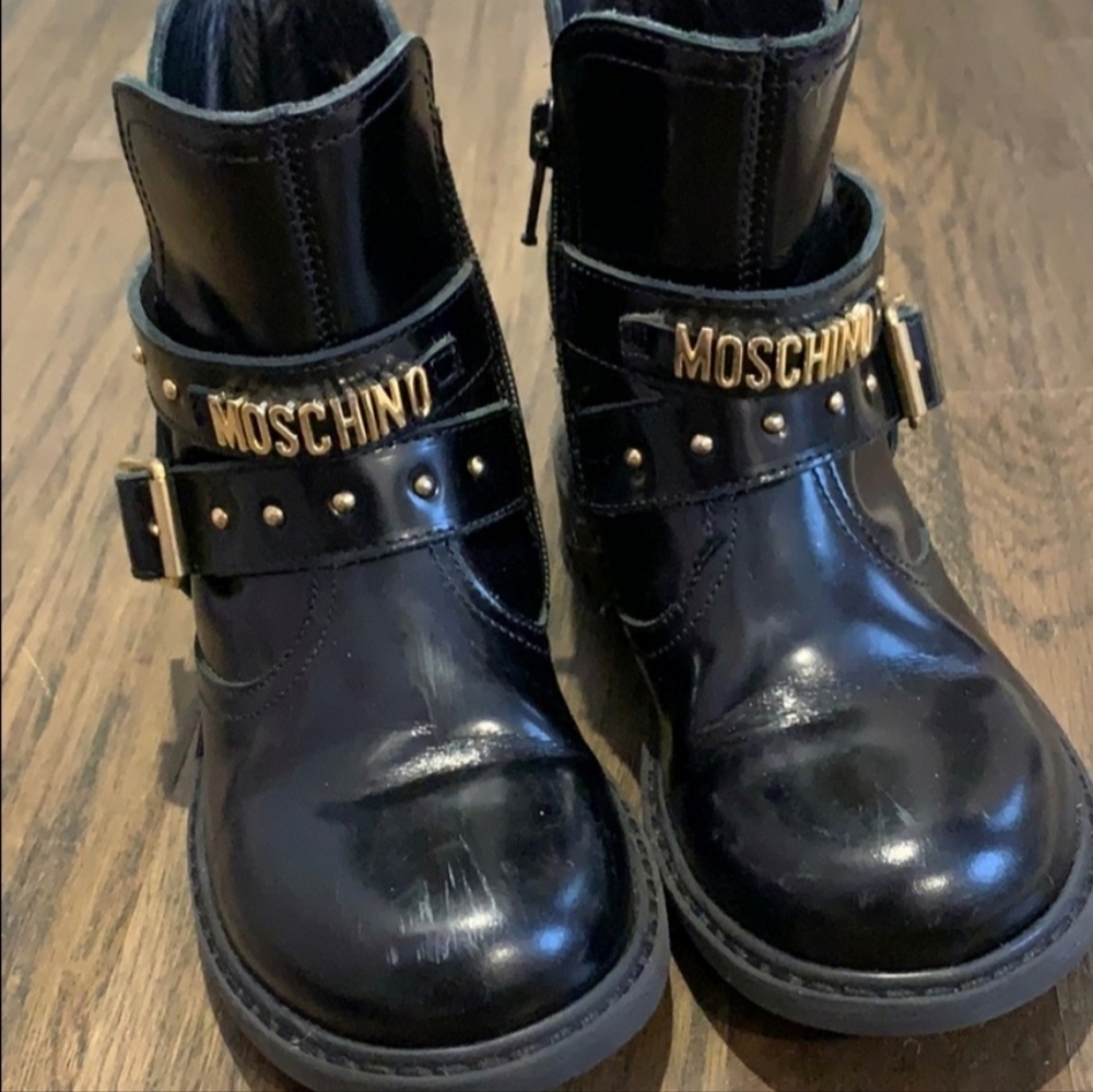 Girls Moschino booties